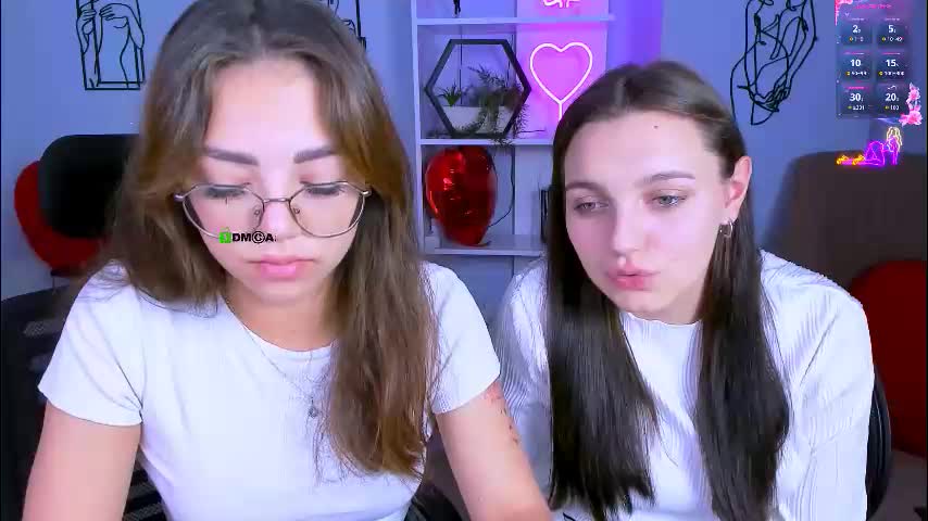 kiki_swan Live Sex December 13, 2025