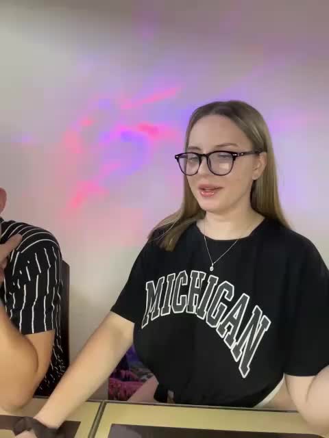 Cris_Mi Live Sex December 17, 2025