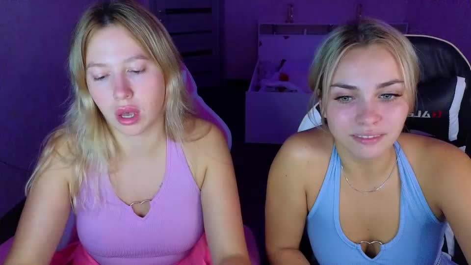 stefany_and_bettany Live Sex December 18, 2025