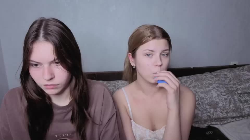 let_me_seee Live Sex December 13, 2025