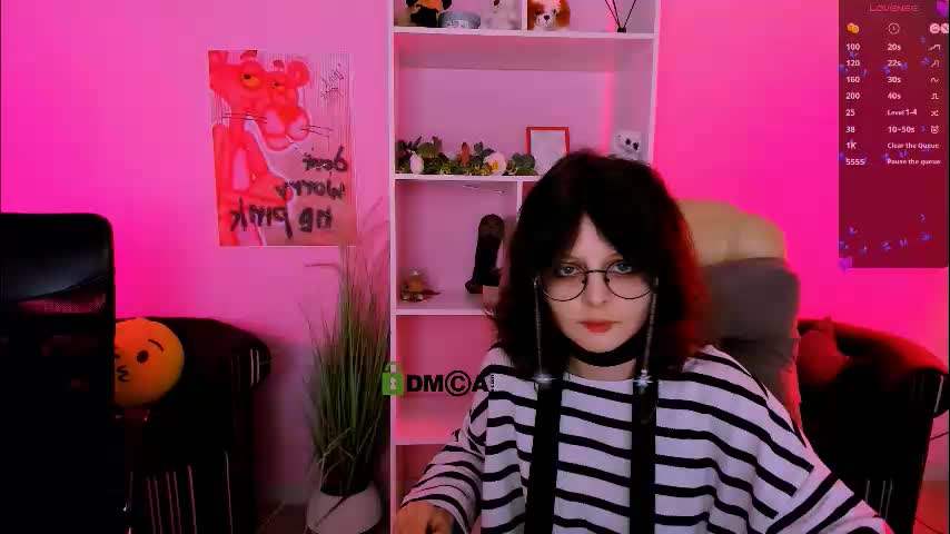 ellie_fire Live Sex December 17, 2025