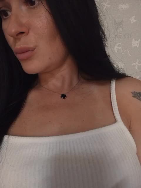 Black_chick Live Sex December 19, 2025