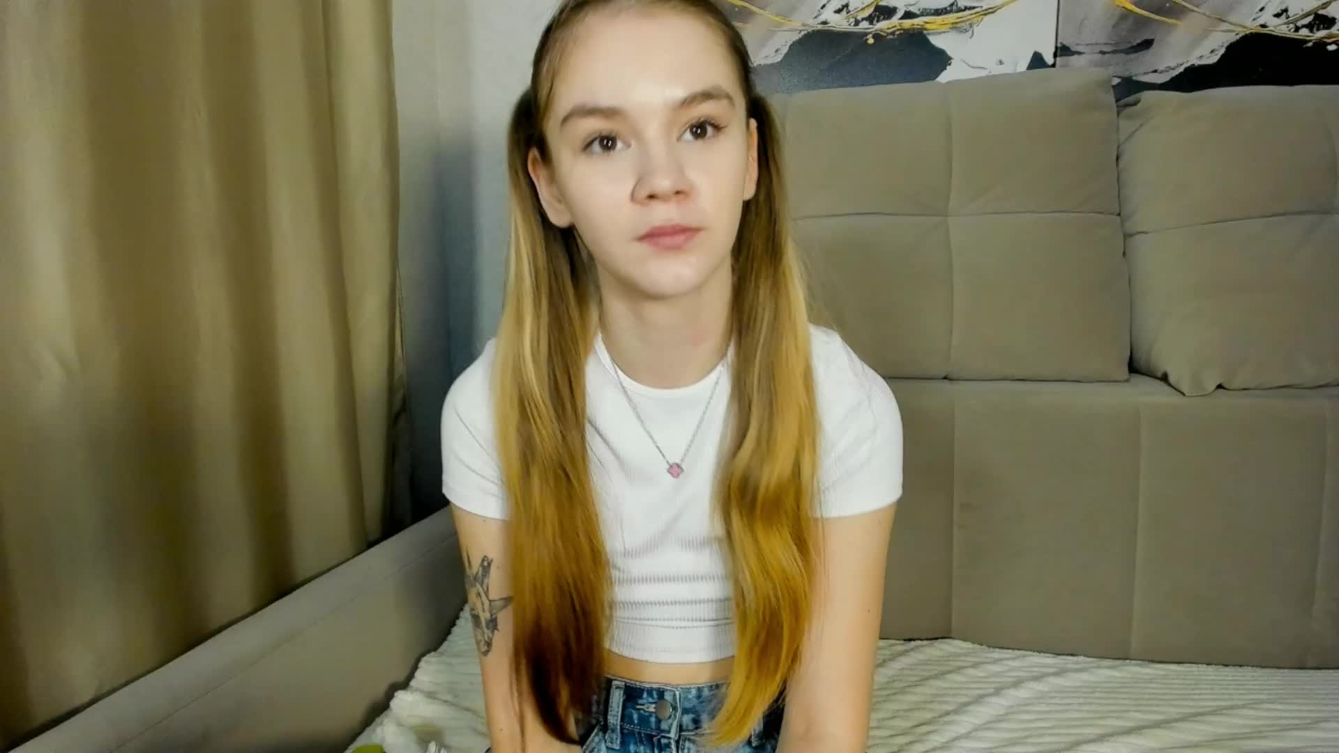 Angelok3 Live Sex December 14, 2025