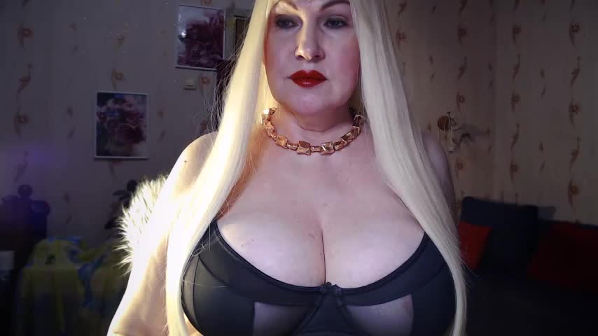 Renezlice Live Sex December 14, 2025