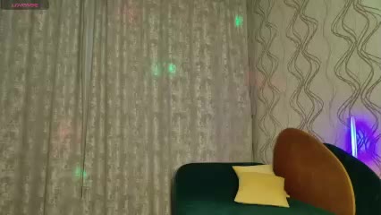 Kirakedi Live Sex December 14, 2025