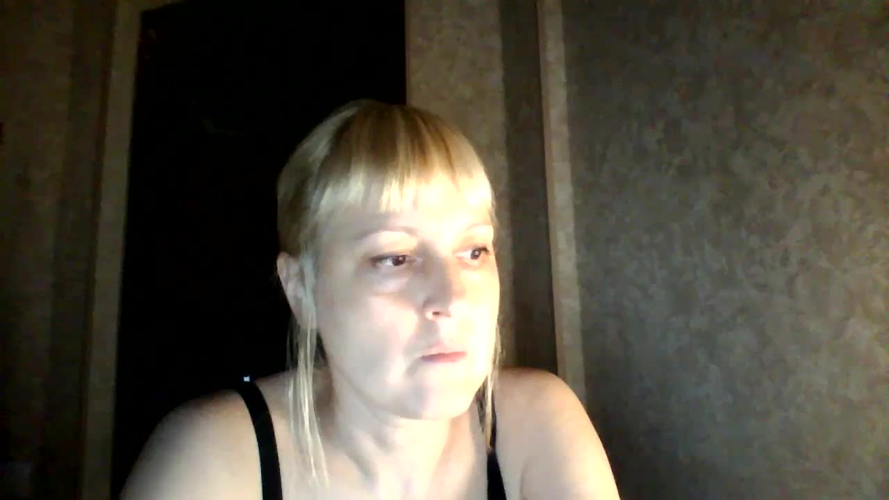 krisss2016 Live Sex December 15, 2025