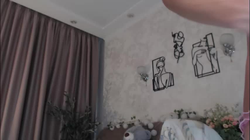 emilly_angel Live Sex December 14, 2025