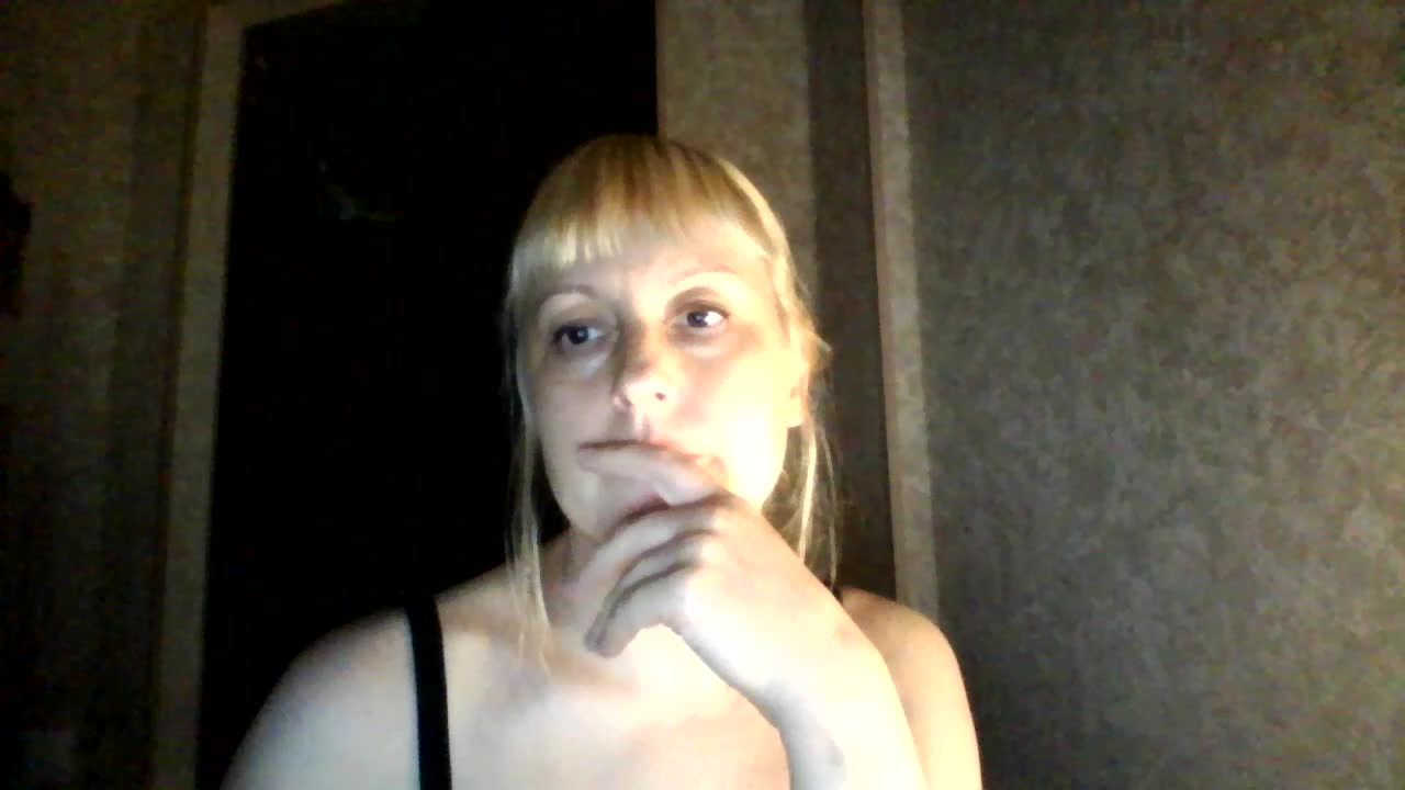 krisss2016 Live Sex December 15, 2025