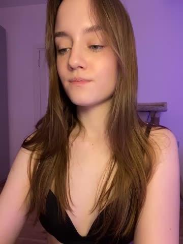 malyshhka Live Sex December 17, 2025