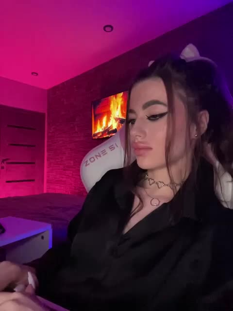 HotGirlEva Live Sex December 14, 2025