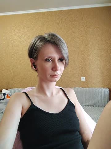 -Christina- Live Sex December 13, 2025