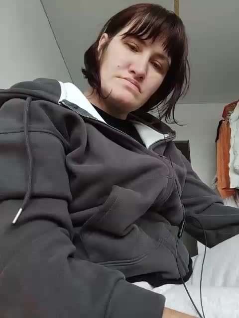 Xo4y-SeXa Live Sex December 19, 2025