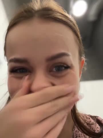 AngelinaTeller Live Sex December 17, 2025