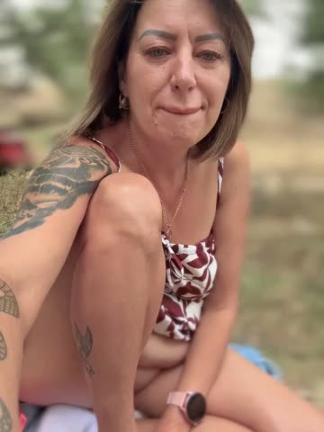 Milena-MilfaXXX Live Sex December 17, 2025