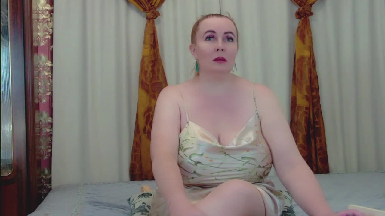 IrennaShine Live Sex December 18, 2025