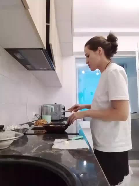 Bogina2 Live Sex December 13, 2025