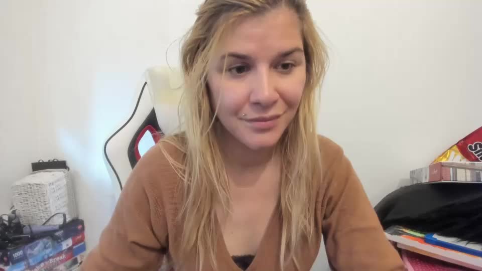 artsyandcraftsy_ Live Sex December 14, 2025