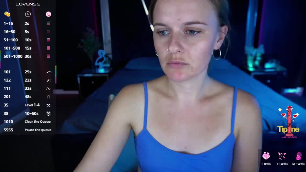 MaribelRiver Live Sex December 17, 2025