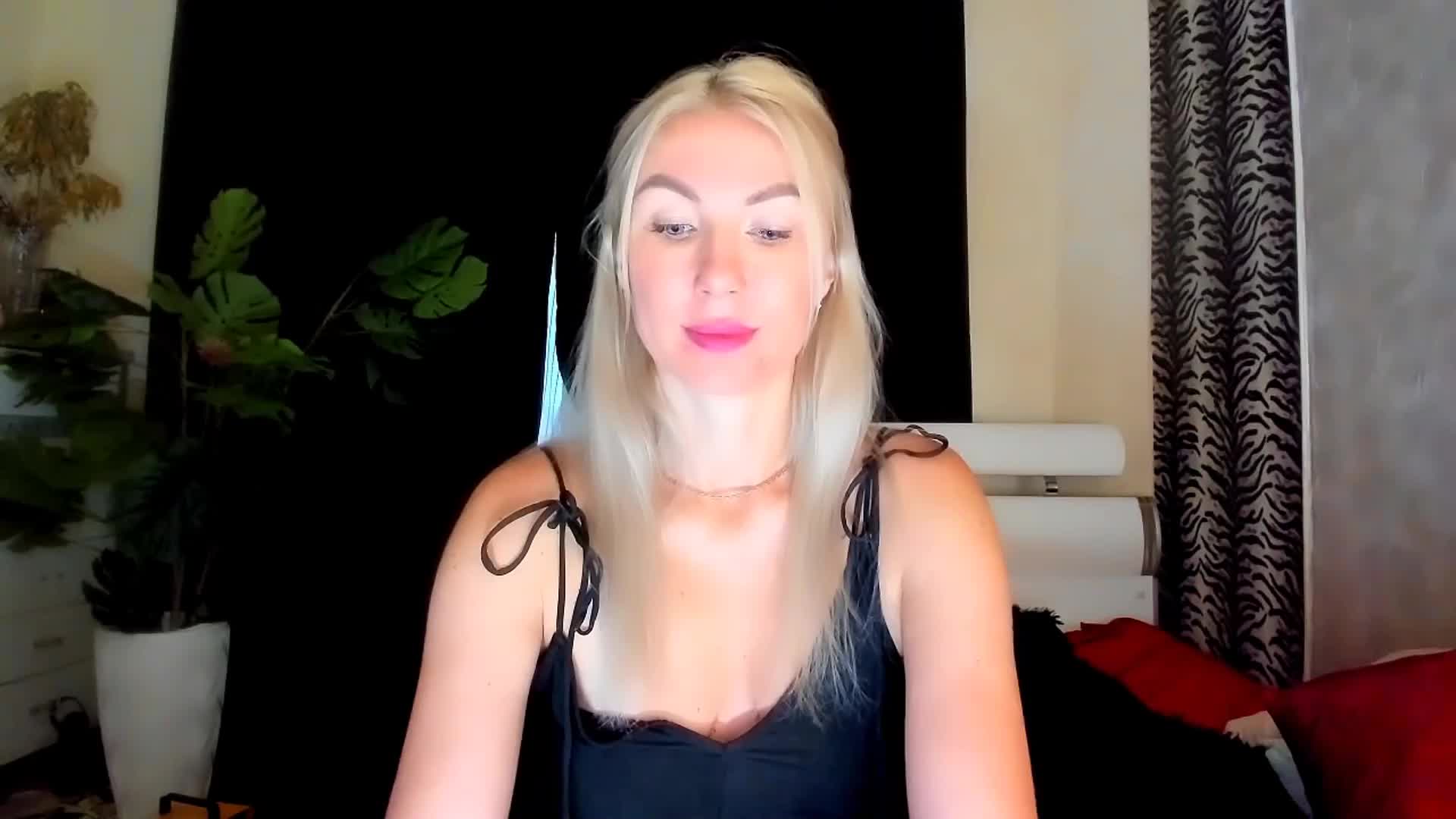 Surreal1 Live Sex September 16, 2025