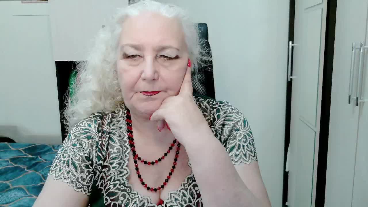 GrannyWants Live Sex December 17, 2025