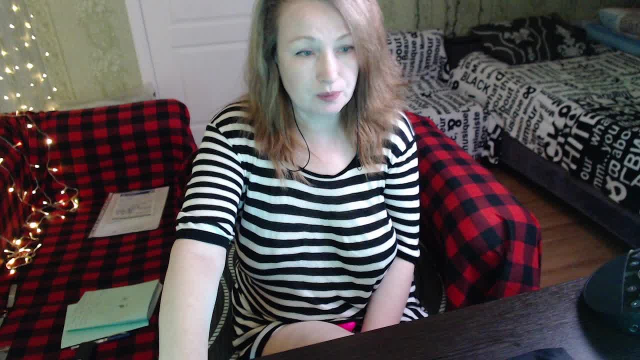 MeganIris Live Sex December 19, 2025