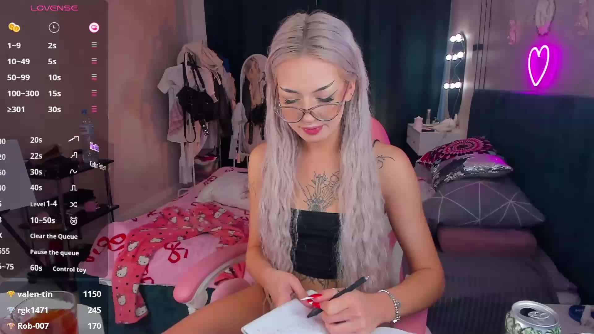 WhiteMinti Live Sex December 13, 2025