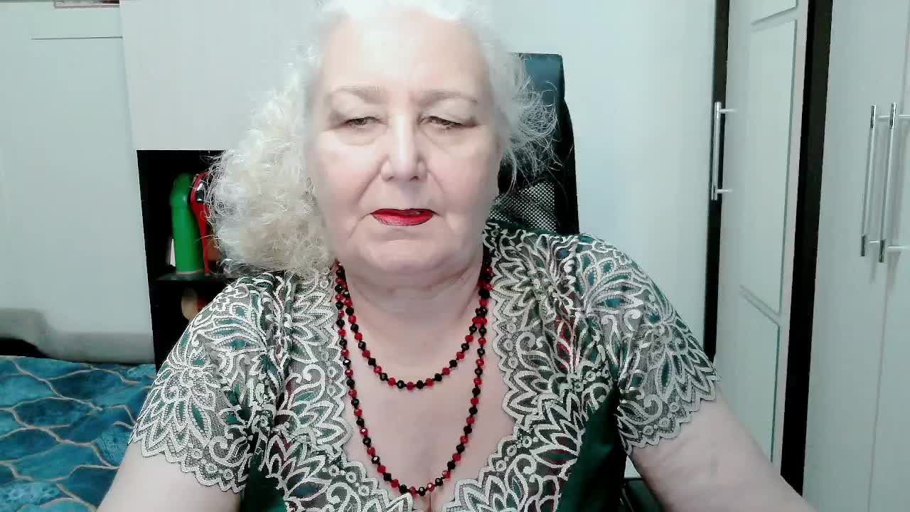 GrannyWants Live Sex December 17, 2025