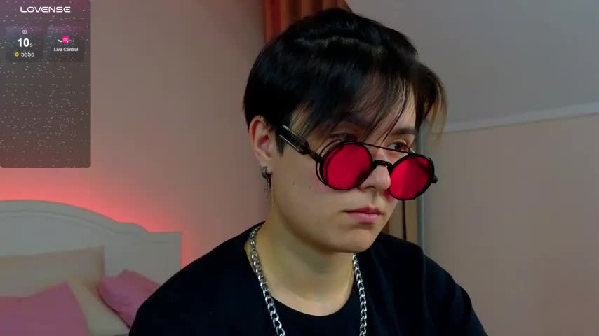 CharlieeAdams Live Sex December 13, 2025