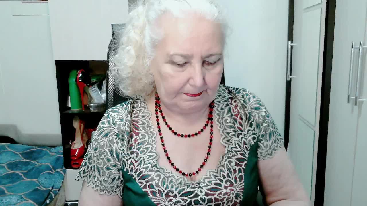 GrannyWants Live Sex December 17, 2025