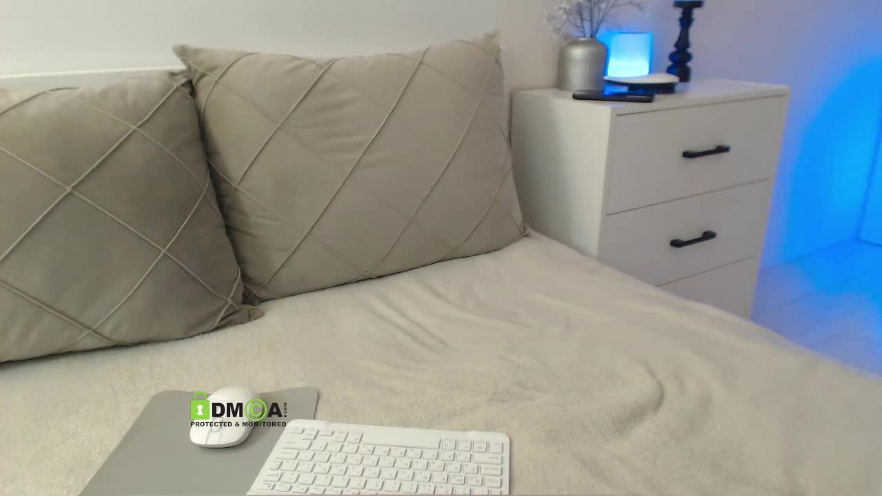 Keetrina Live Sex September 16, 2025