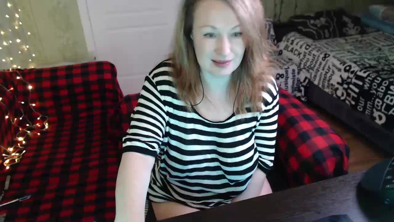 MeganIris Live Sex December 19, 2025
