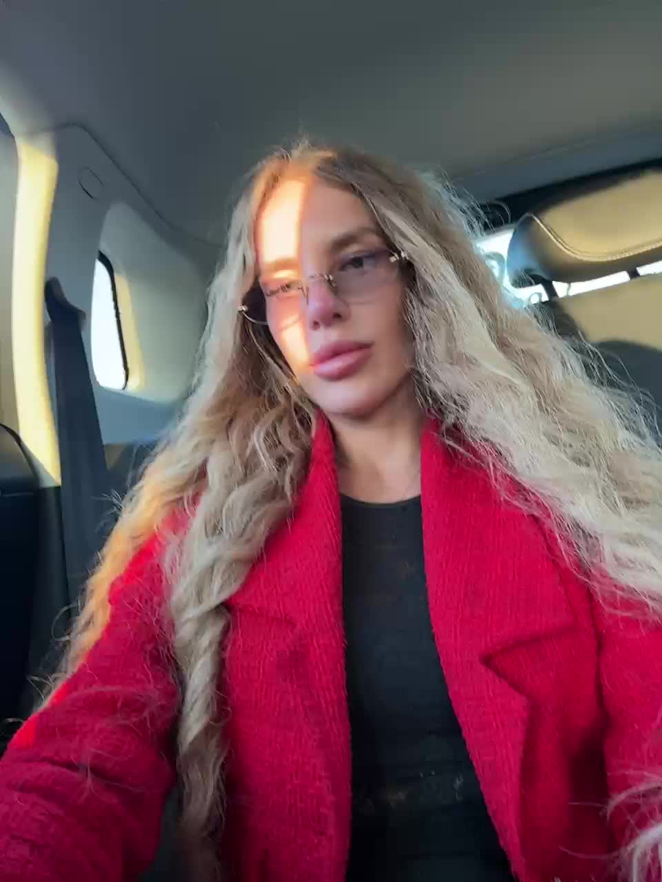 ALVUWKA Live Sex December 14, 2025