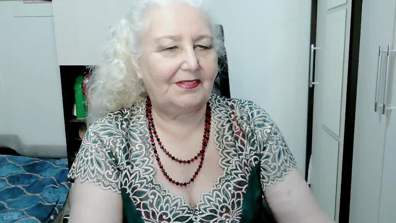 GrannyWants Live Sex December 17, 2025
