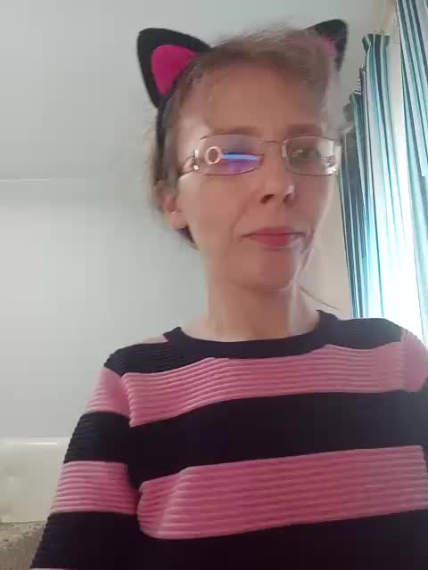 -Queen-Margo- Live Sex December 14, 2025