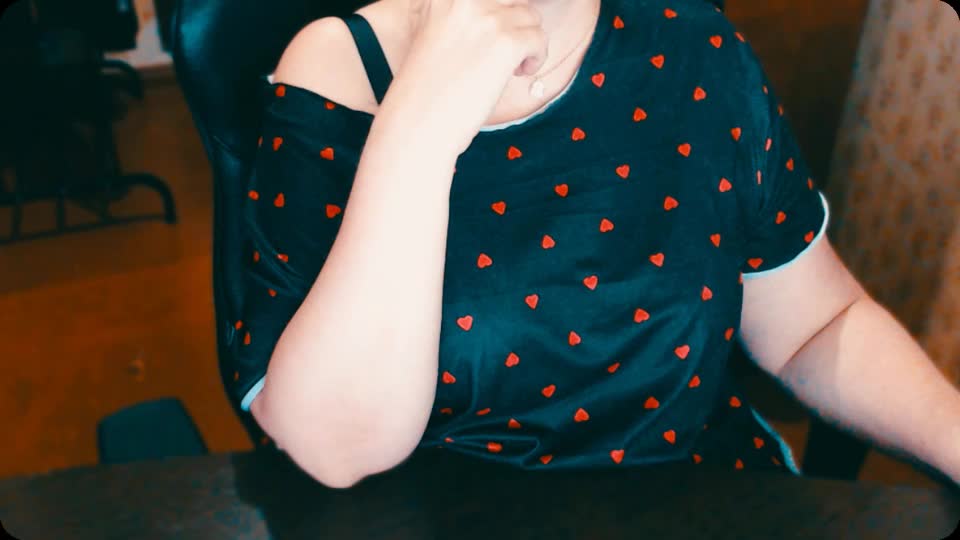 Alisa1917 Live Sex December 17, 2025