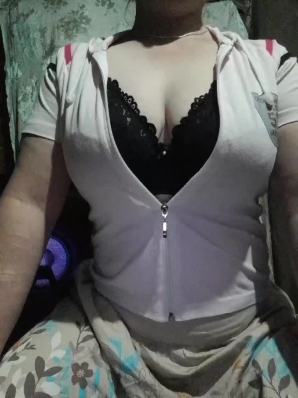 Iriska2025 Live Sex December 13, 2025