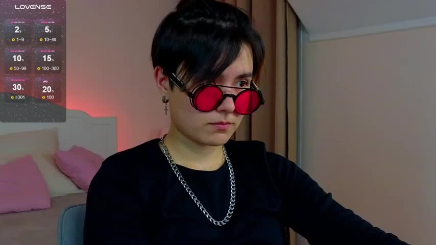 CharlieeAdams Live Sex December 13, 2025