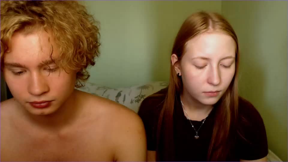 lessyxjhony Live Sex December 13, 2025