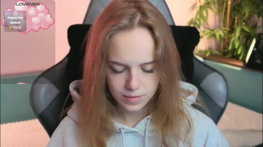 nanami_v02 Live Sex December 17, 2025