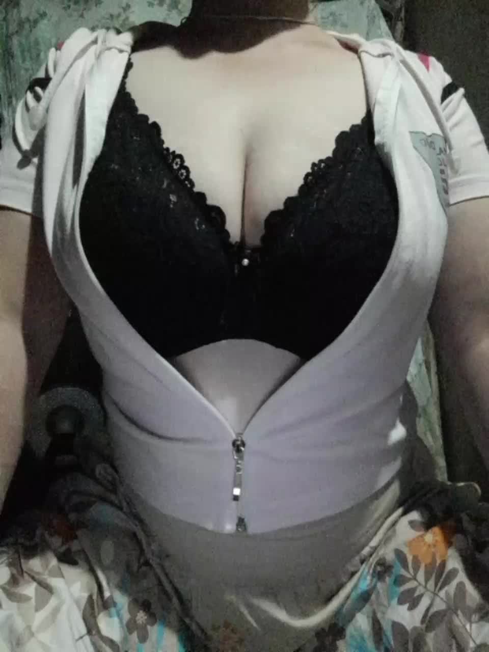 Iriska2025 Live Sex December 13, 2025