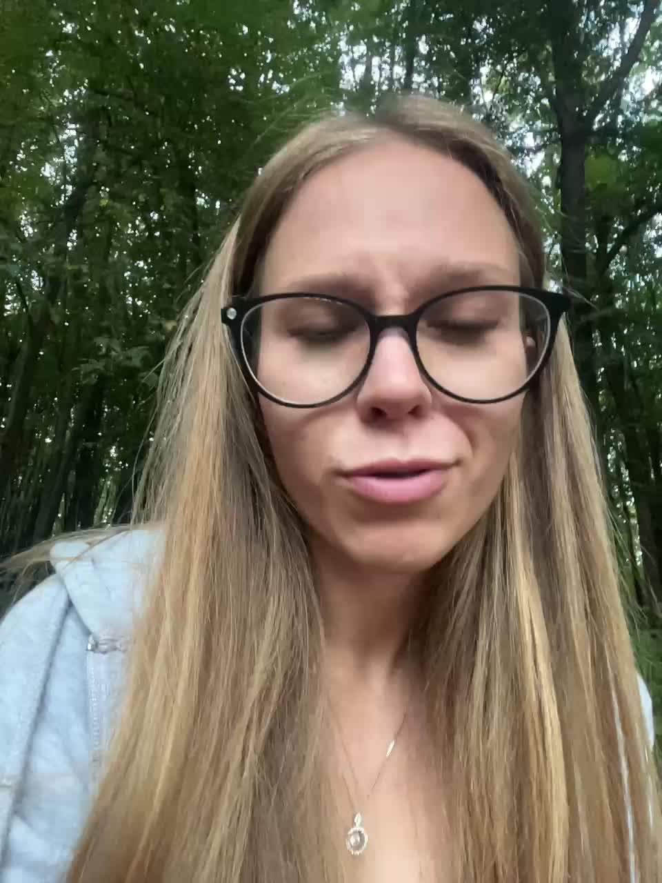 Milana22a Live Sex December 14, 2025