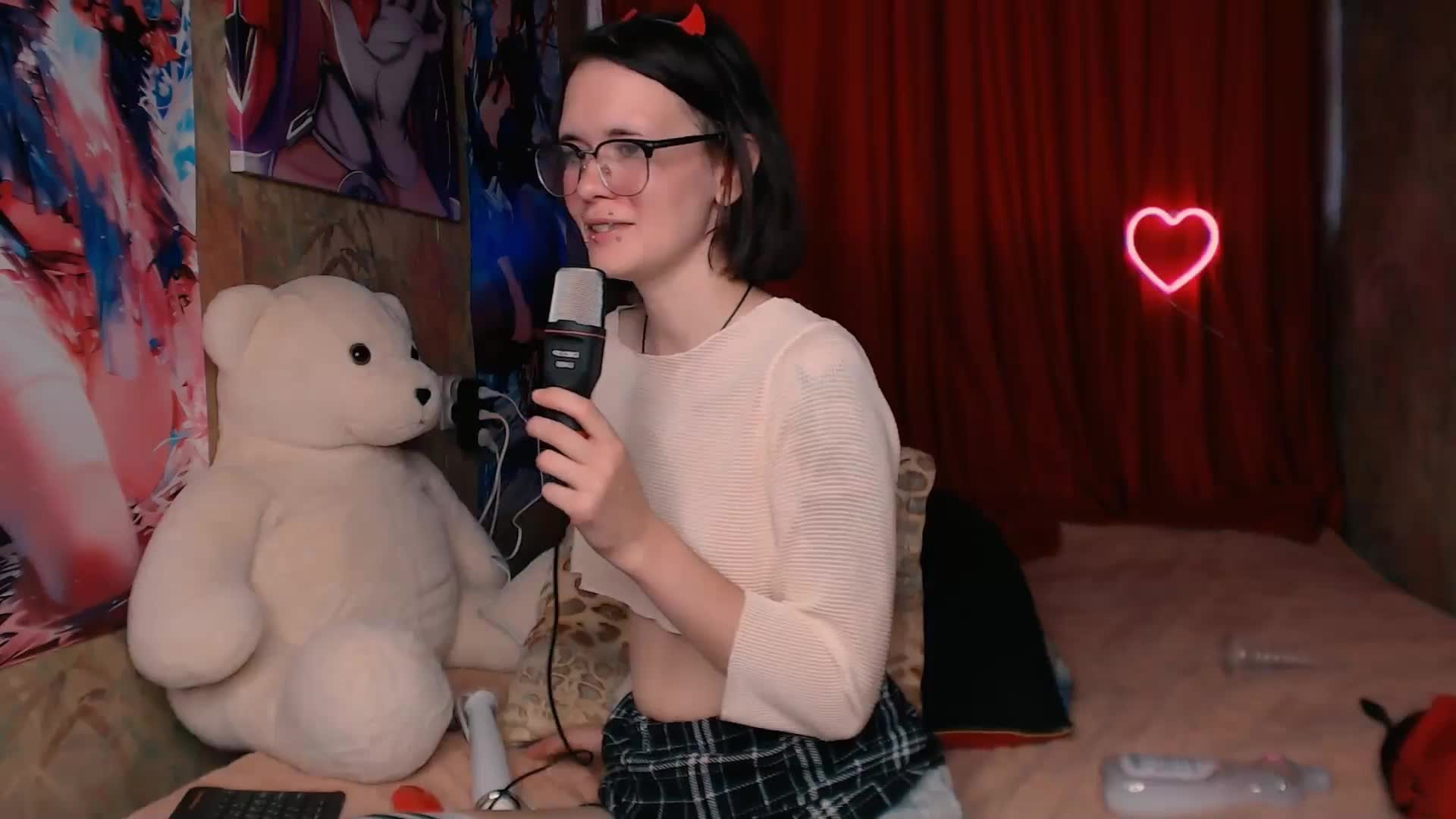 Velvet-and-Venom Live Sex December 17, 2025