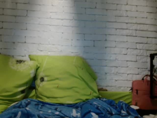 AngelAlone Live Sex December 17, 2025