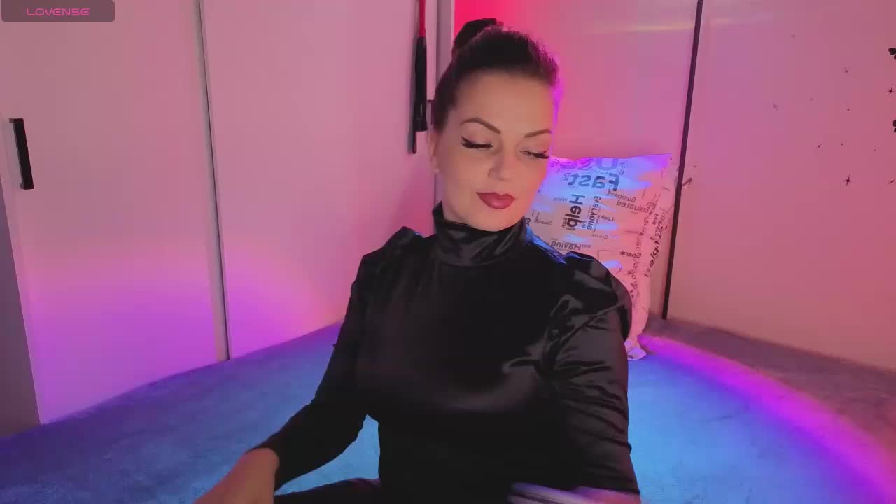 SelenaBlooms Live Sex December 15, 2025