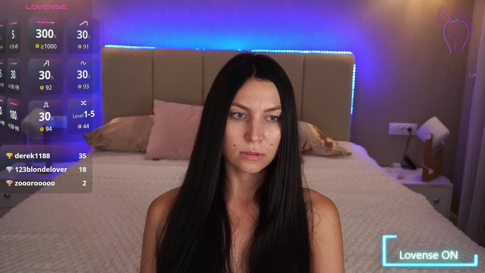 EliseVelour Live Sex December 17, 2025