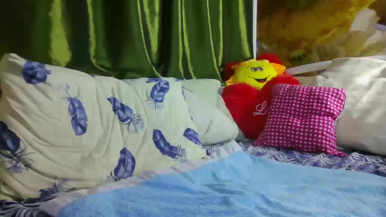 Aktriska Live Sex December 17, 2025