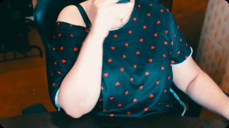 Alisa1917 Live Sex December 17, 2025