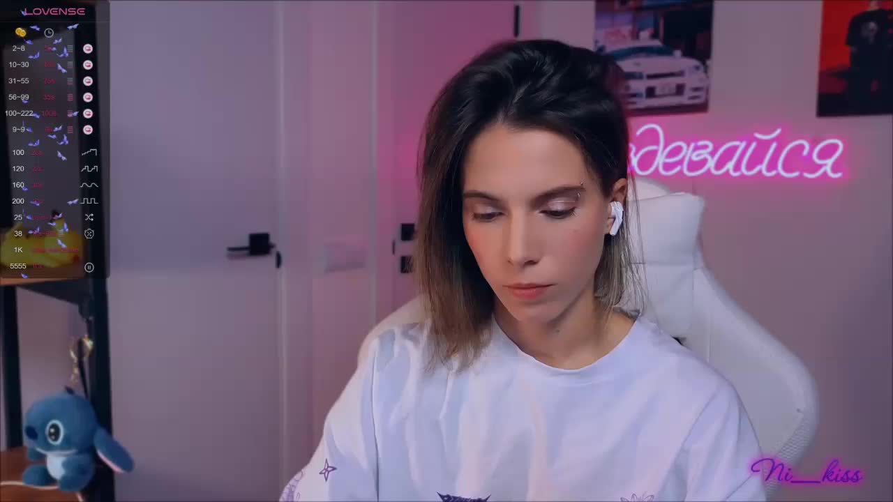 ni_kiss Live Sex December 13, 2025