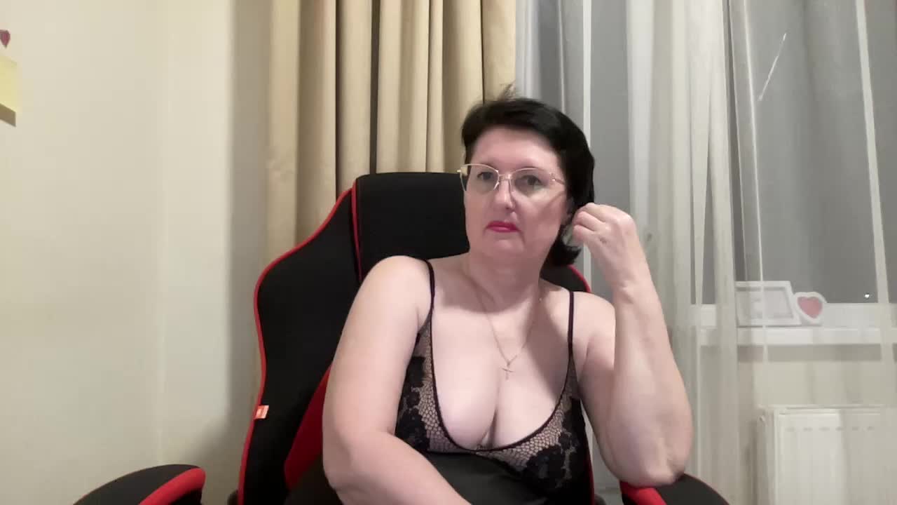 HotMilfPussy Live Sex December 17, 2025