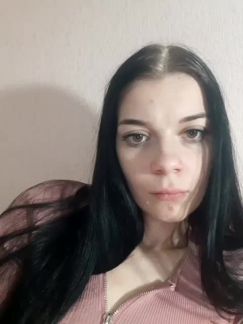 Luna29a Live Sex December 13, 2025